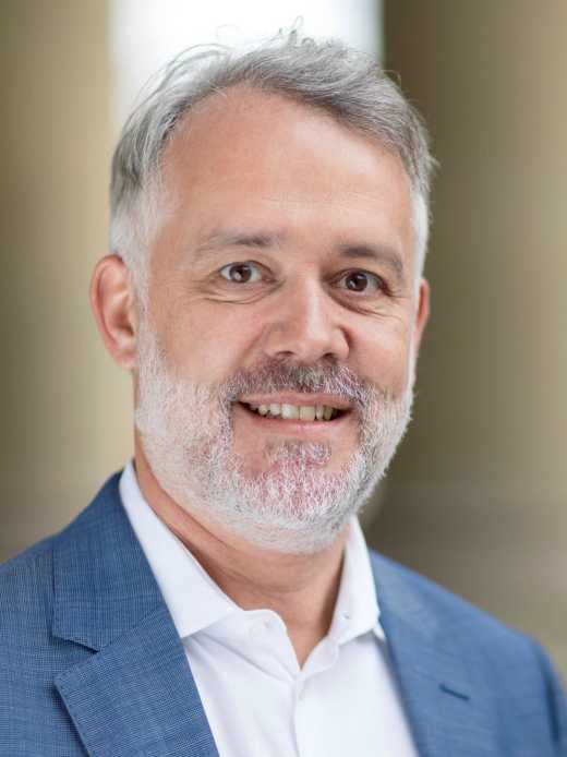 Dr. Christian Schaffner